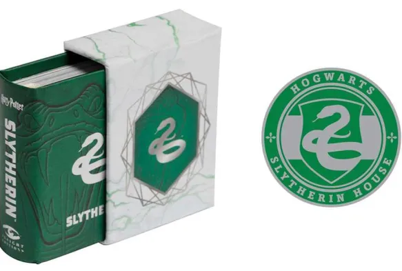 Harry Potter: Slytherin Tiny Book and Pin Set
