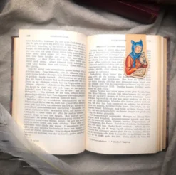 Medieval Cat Lover Magnetic Bookmark